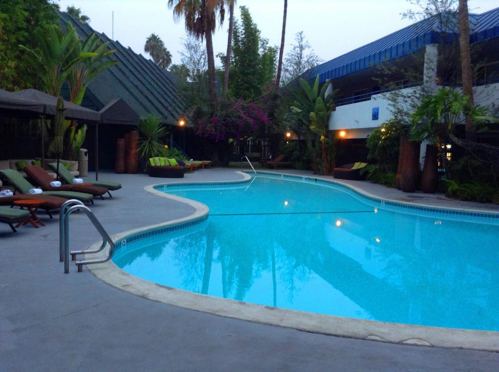 Hotel Current Long Beach Exterior photo